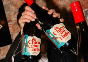 Hirsch Wine launches La Chica Con Tinta range