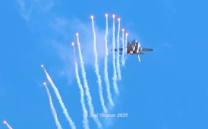 FRIDAY FLYING VIDEO: F-35 at Richmond
