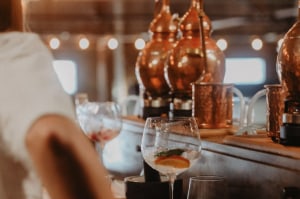 WA gov focuses on local spirits industry