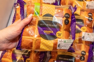 Woolworths, Cadbury launch Caramilk buns