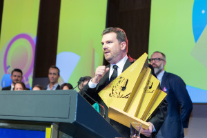 Banksia Awards recognise Woolworths’ “transformational” program 