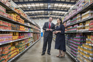 Woolies' largest fulfilment centre opens in Sydney