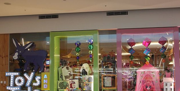 Toys And Tales Stands Tall Again Toy Hobby Retailer