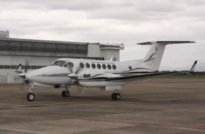 Hawker Pacific King Air A32-651 taxies on its arrival to RAAF Base Townsville. The aircraft came off the production line in 2009 and is the first new-build King Air to join No. 38 Squadron.