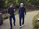 Apple CEO Tim Cook steps down