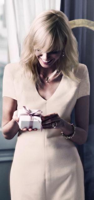 PANDORA: Advertising backed by controversial editorial policy.
