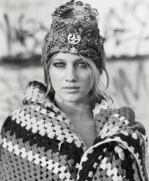 SASS & BIDE: Among debtors of collapsed supplier Smouha Fabrics.