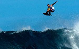 CATCHING THE WAVE: Billabong and Sony announce a well-timed alliance.