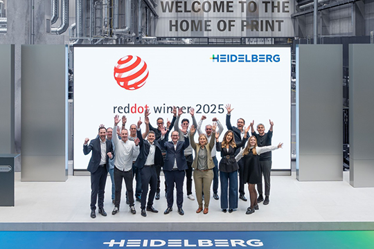 Successful teamwork: Heidelberg wins the Brands & Communication Design 2025 Red Dot Award for its redesigned customer demonstration centre dubbed the Home of Print