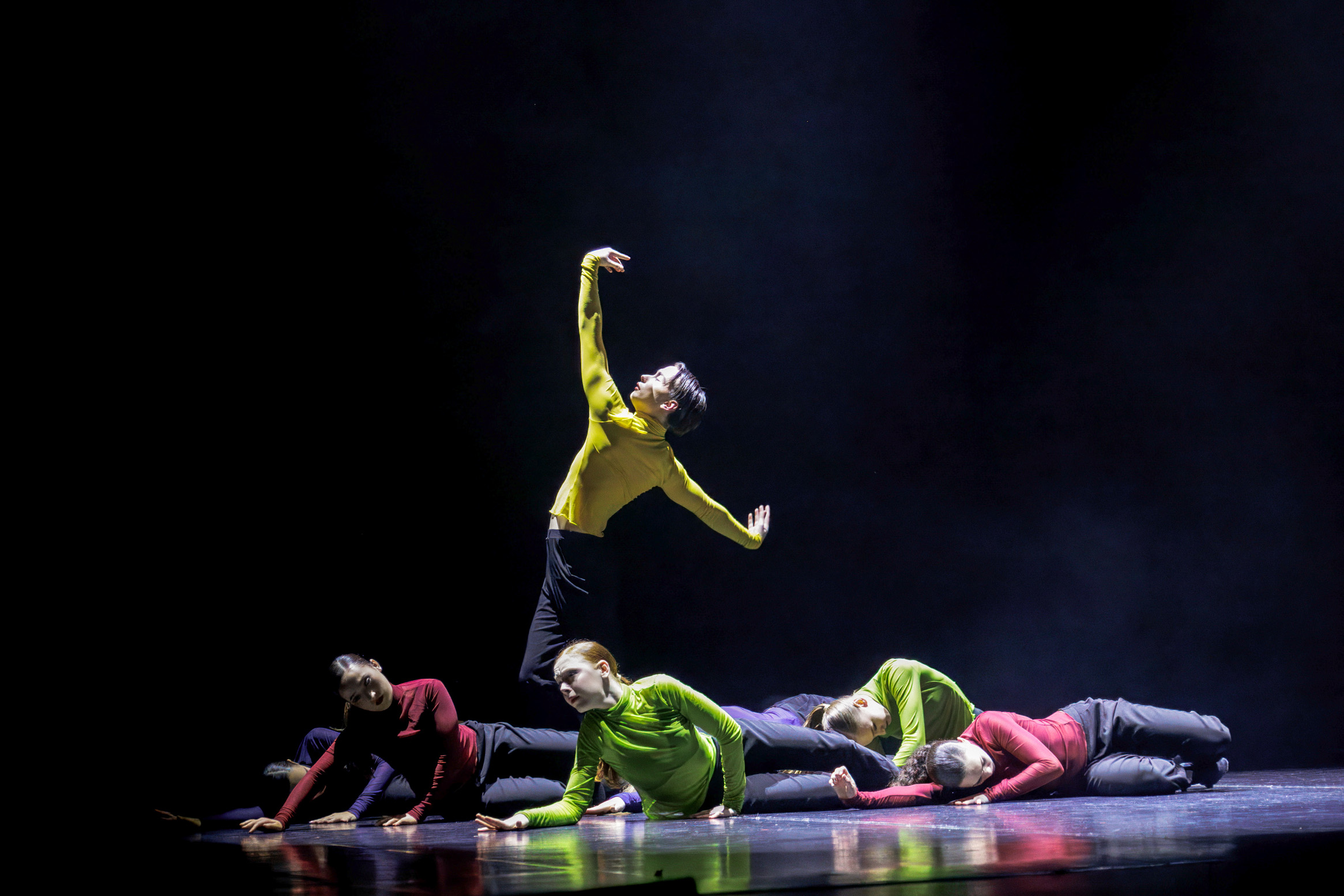 Dancers: Aiden Barrack and Bastian Barrack. Photographer: Justin Aveling