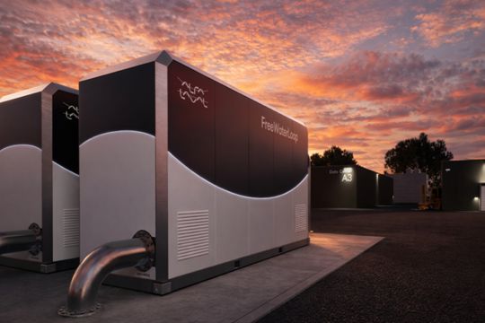 FreeWaterLoop supports the shift from traditional facility loop air-based cooling to liquid-based cooling.