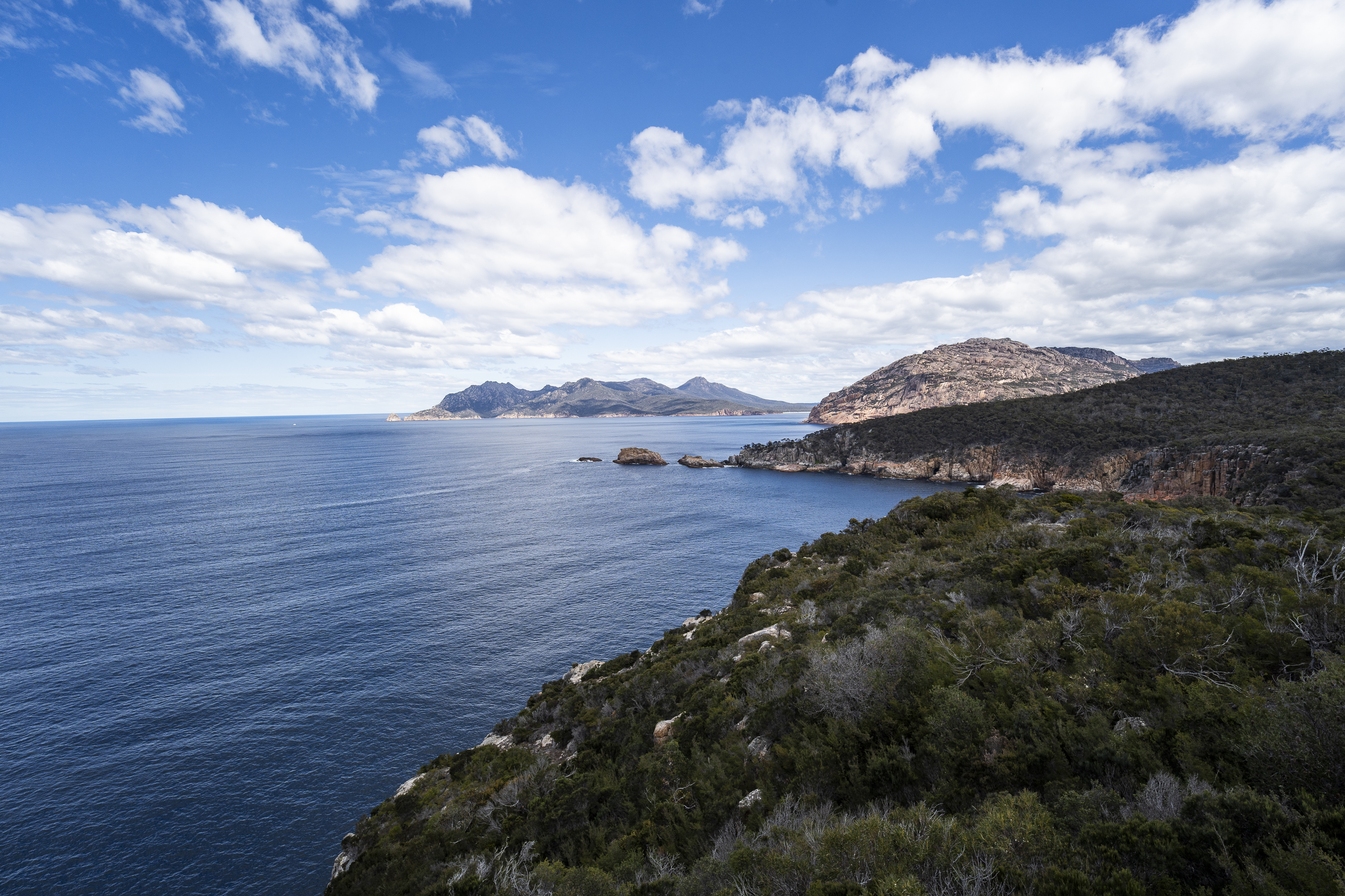 Sony A7 IV, Viltrox 14mm F4.0 FE lens. 1/400s @ f8, ISO 200.