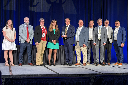 Sustainability excellence: DuPont Cyrel ReNew plates receive excellence award at FTA FORUM INFOFLEX