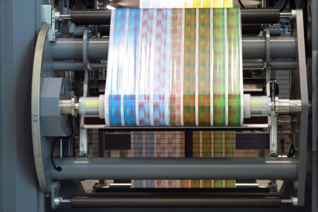 Wide-web printing and lamination machinery expansion boosts flexibles capability at Labelmakers.