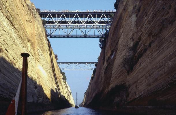 Note the people on the bridge overhead.