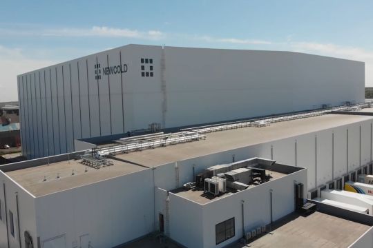 NewCold's Corby facility comprises a fully automated 41-metre-high cold storage with a footprint of 152 x 123 metres.