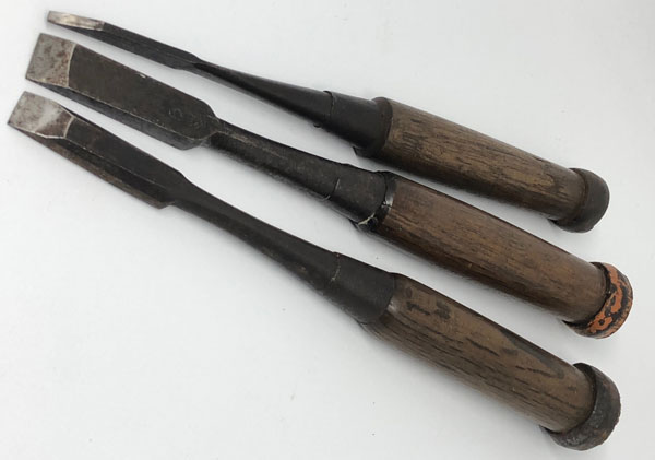 wood-chisels.jpg