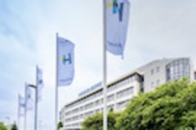 03_Eingang_Standort_Wiesloch_IMAGE_RATIO_1_5
