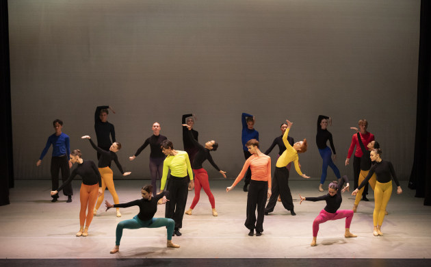 Students of the Australian Ballet in Lyra. Photo by Sergei Konstantinov