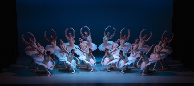 Students of the Australian Ballet in La Bayadere. Photo by Sergei Konstantinov