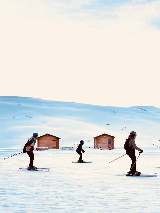 Han Qi Chen, Singapore, Second Place - Lifestyle. Chasing Powder
Val Thorens, France, Shot on iPhone 15 Pro Max.