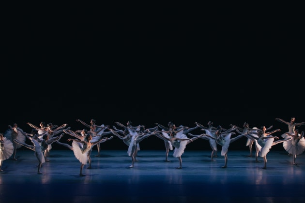 La Bayad&egrave;re &ndash; &ldquo;Kingdom of the Shades&rdquo; (Marius Petipa). Artists of The Australian Ballet. Photo: Kate Longley.