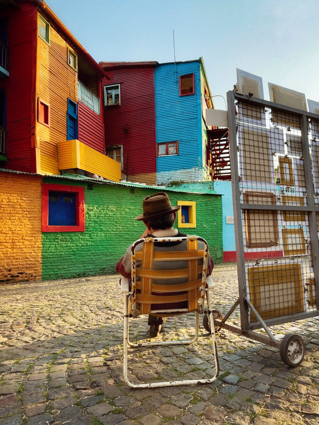 Karolina Zielony, United Kingdom, First Place - People. Vibrant Colours of The Neighbourhood, La Boca, Buenos Aires, Argentina. Shot on iPhone 14 Pro Max