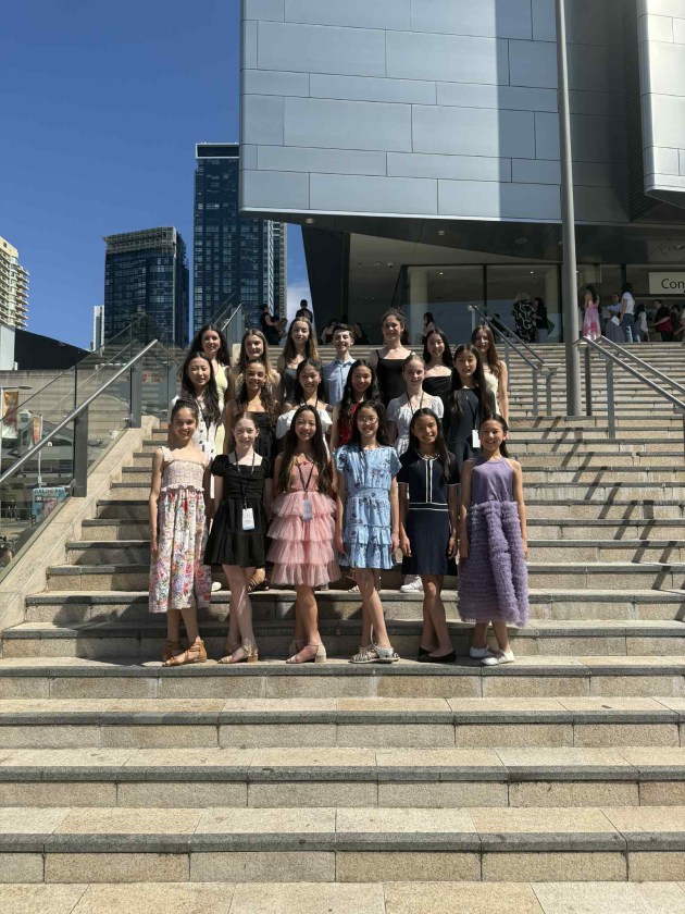 Students from En Pointe Studios - Melbourne. Image supplied by Kurt Dwyer-Williams.