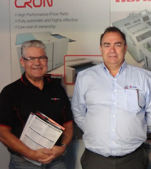 Steve Bright (bARt n&#39; PRINt) and Bernie Robinson, managing director, Currie Group