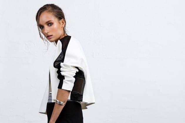 JASMINE ALEXA: Exhibiting brand.
