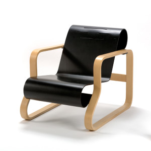 Armchair 41, designed by Alvar Aalto (Finland) in 1930, manufactured by Artek in the early 1970s, laminated birch, painted plywood.