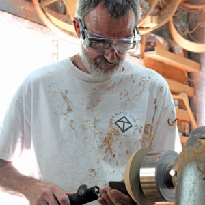 Graeme Priddle (NZ) will demonstrate surfacing techniques in Brisbane from October 17&ndash;19, 2014. Photo: Ross Annels.