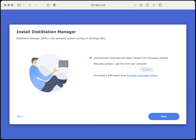8) Installing DiskStation Manager – Click 'Automatically download the latest version...'
