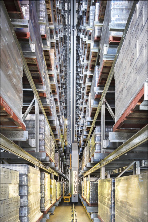 A Dematic crane in action at Asahi Beverages DC in Brisbane.