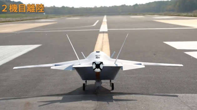 Japan has successfully carried out initial tests on teaming single manned combat aircraft with multiple aerial drones, according to recent reports from Subaru and Japan&rsquo;s Ministry of Defense&rsquo;s Acquisitions, Technology and Logistics Agency (ATLA).&nbsp;

Credit: Japanese MoD ATLA