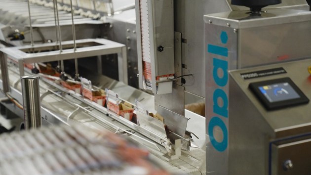 The de-nester is designed to drop into existing lines without requiring packhouse rebuilds.