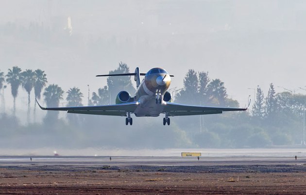 Gulfstream's first G300 test article leaves the runway at Ben Gurion International. (Gulfstream)