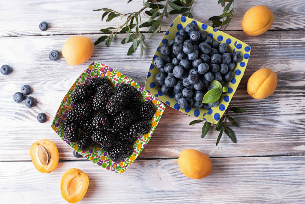 hubergroup’s water-based ink system hydro-x contact allows printing on the inside of food packaging.