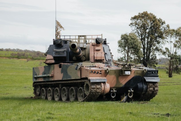 Aurizn has delivered a critical secure communications capability for Hanwha Defence Australia under the Commonwealth&rsquo;s Land 8116 Phase 1 program for the Huntsman family of vehicles.

Credit: Aurizn