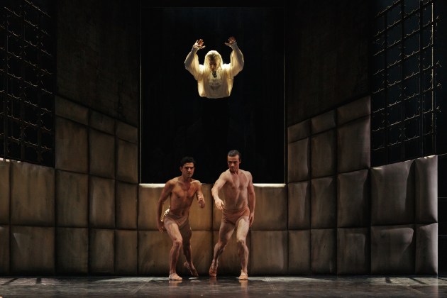 Jack Whiter as Old Count Dracula with Julio Blanes and Jurgen Rahimi as Phantoms in West Australian Ballet&rsquo;s Dracula. Photo: Jonathan VDK.