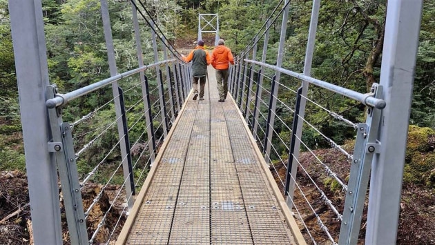 Lake Sylvan Bridge, South Island. NZ. DOC