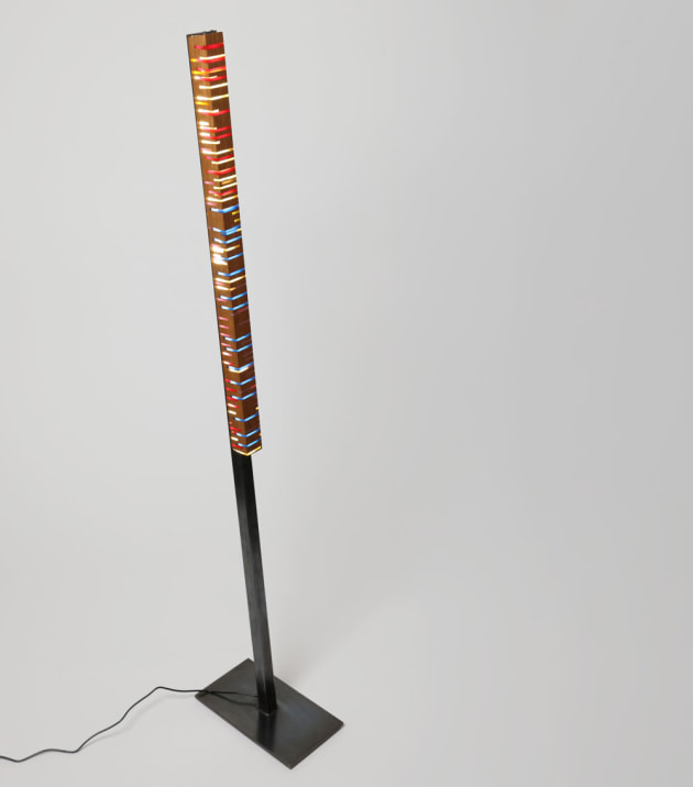 mata_freddy_aeonfox_02_floorlamp_hires.jpg