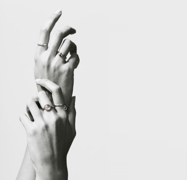 HOMEPAGE IMAGE: Mimco Precious.
ABOVE: Mimco's game changing technology.