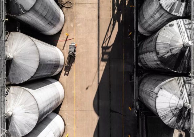 The New South Wales government has established its $25 million Agriculture Industries Innovation and Growth Program to increase uptake of innovative technology and equipment in the local agriculture sector.
Source: NSW Gov