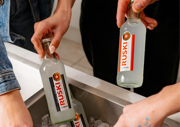 Following Vok Beverages’ acquisition of UDL and Ruski from Diageo in August, the company is stepping up to refresh the products for summer, starting with the launch of Ruski Lemon Black 8%.
Source: Vok