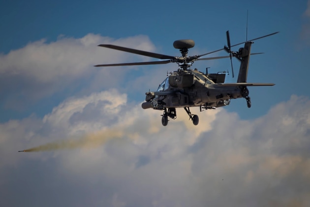 An Apache helicopter fires off a Hydra-70 rocket.

Credit: US Defense