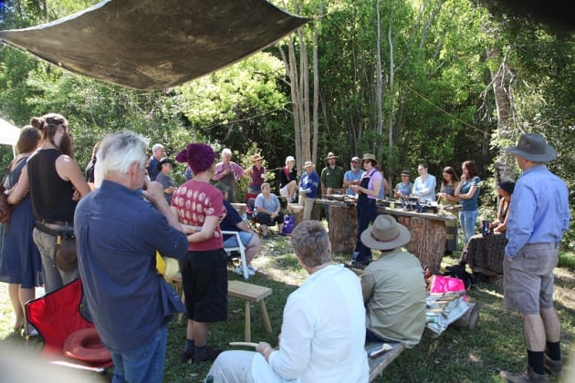 Carol Russell delivers her workshop to an eager Spoonies’ crowd.
