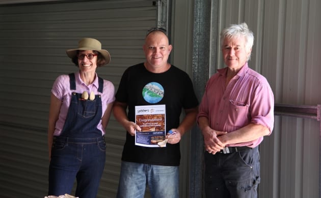 Chris Biggs won the Spoonies in the Tweed Artisan’s Challenge – a category that carvers can commence before the event and display a variety of carving techniques. Chris won a $50 Carbetec Voucher and free entry to Spoonies in the Tweed 2017.