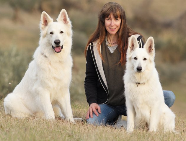 Sylvie Guillem, portrait with her dogs
Photo: Gilles Tapie. Supplied by Prix de Lausanne.
