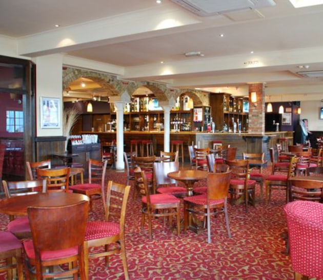 pub_inside